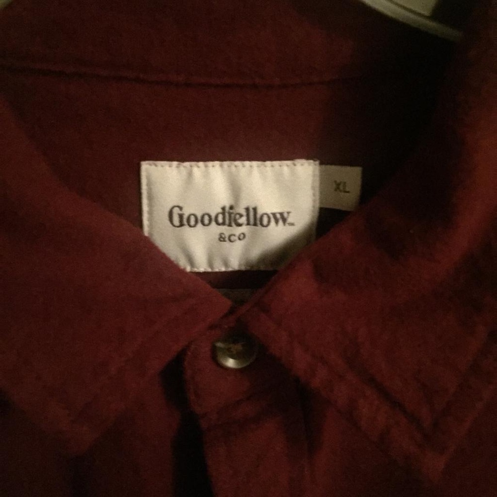 Goodfellow & CO Button Down - Picture 2 of 2